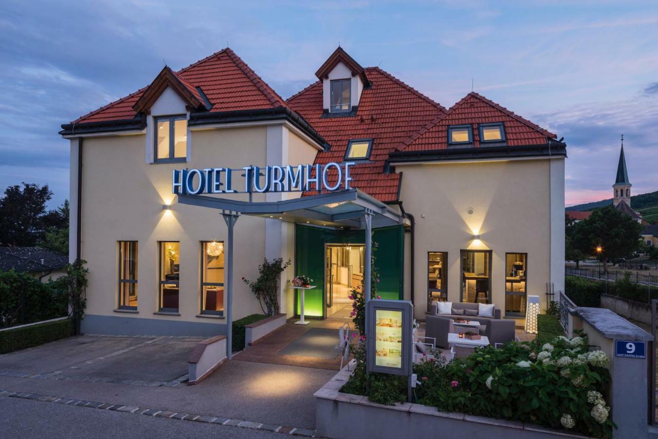 Hotel Turmhof Gumpoldskirchen Exteriör bild